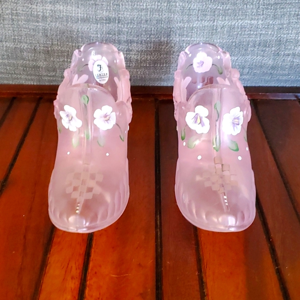 Fenton Glass Rose  Pink Swan Imperial Shoes